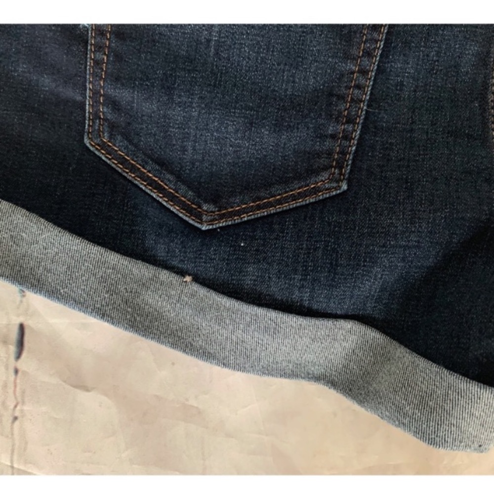 Express Jeans Blue Jean Cuffed Shorts Size 8 - Picture 7 of 7